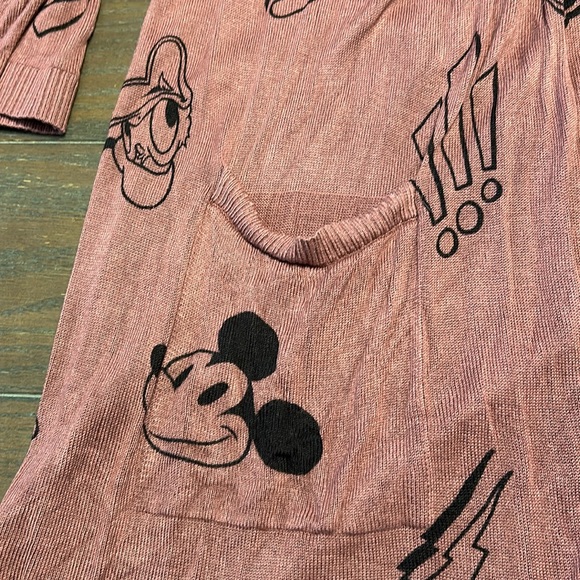 Torrid Disney Mickey and friends open front cardigan. Size 4X.Burgundy and black - Picture 4 of 7